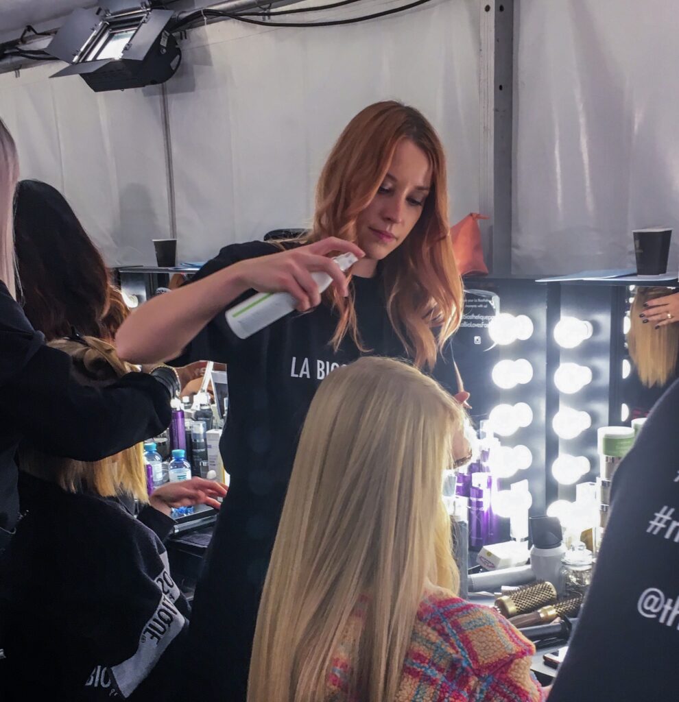 42687c27 b971 45f2 a49d d399a600aeb6